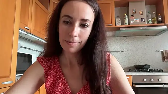 Flamingo Queen online show from July 9, 3:49 pm