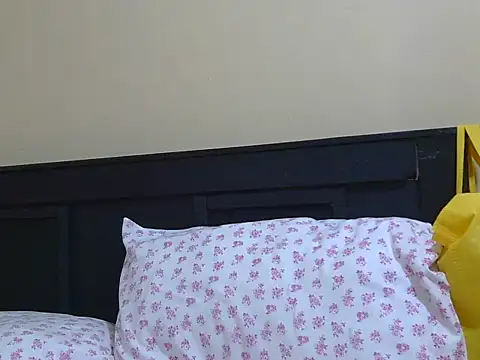 kinkydolll online show from July 3, 3:24 am