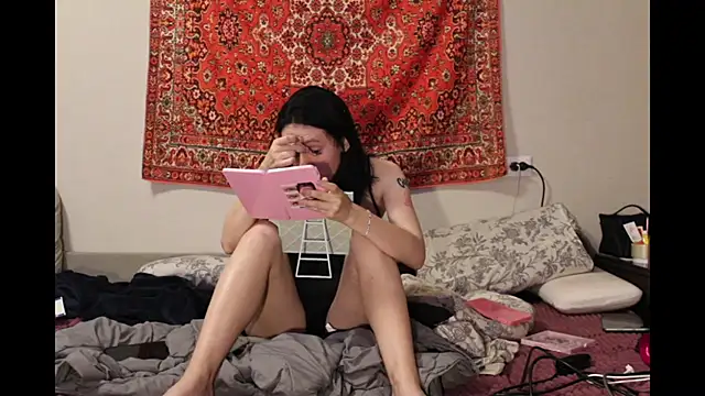 Catherine19Hunt online show from July 22, 8:00 pm