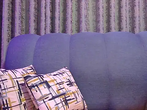 karalyn1 online show from June 15, 11:51 pm
