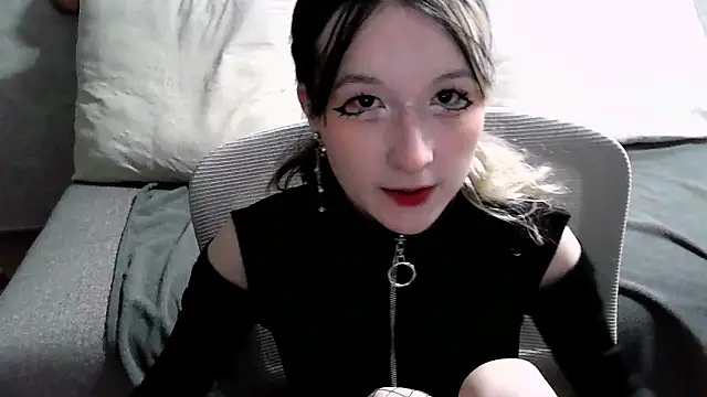 Lilfain baby online show from August 1, 12:04 pm