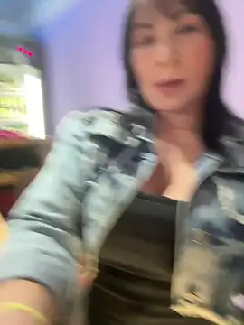 Snapshot of _Pamela04 chatting on June 9, 9:59 pm Pamela04 online show from June 9, 9:59 pm