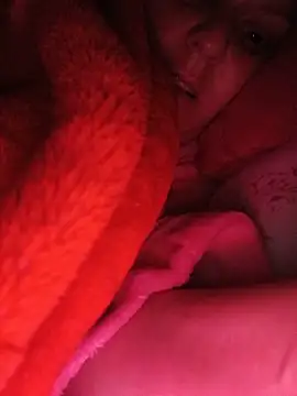 morenasafada122 online show from June 17, 1:41 am