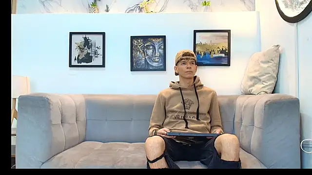 Hot skinny guys online show from June 13, 7:23 pm