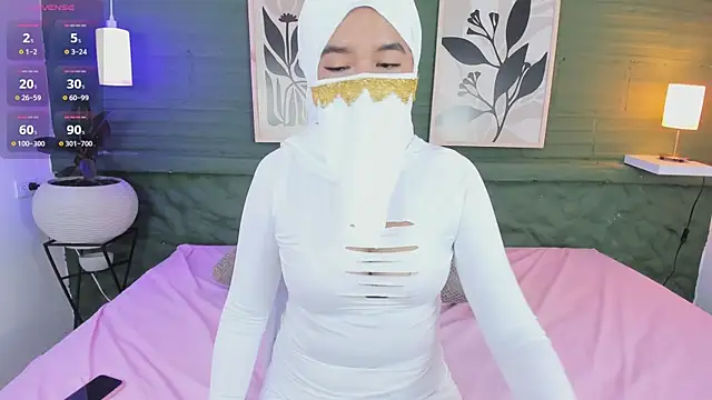 Snapshot of sakina__hana chatting on June 11, 3:54 pm sakina hana online show from June 11, 3:54 pm