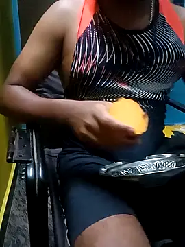 Snapshot of Lawrencedlkk007 chatting on February 28, 12:52 pm Lawrencedlkk007 online show from February 28, 12:52 pm