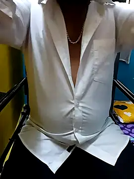 Snapshot of Lawrencedlkk007 chatting on March 3, 9:55 am Lawrencedlkk007 online show from March 3, 9:55 am