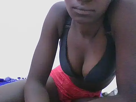 ebonypetite2 online show from July 18, 4:27 am