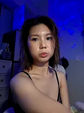 urgrl portia online show from June 18, 10:52 am