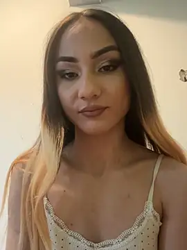 LioraX69 online show from June 13, 7:12 pm