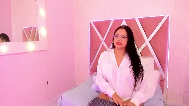 natalyy rose online show from August 3, 8:56 pm