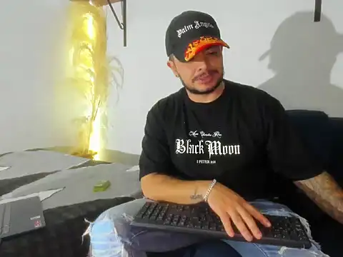 jeann alexx online show from July 1, 11:48 pm