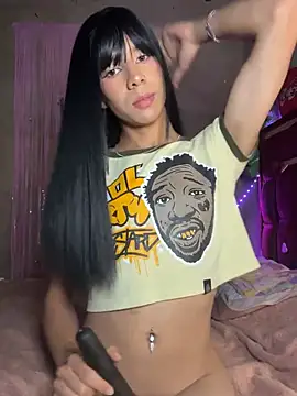 Snapshot of lady_Tayron chatting on July 20, 5:22 am lady Tayron online show from July 20, 5:22 am