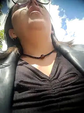 Snapshot of Aly_96 chatting on June 23, 4:27 pm Aly 96 online show from June 23, 4:27 pm