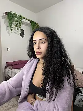 bunnysaray online show from June 19, 1:10 am