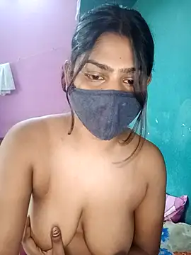 Model-031 online show from June 12, 8:35 am