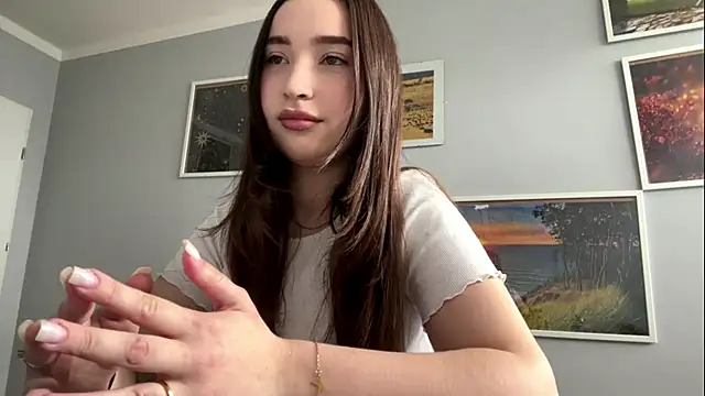 snugflump online show from June 11, 9:29 am