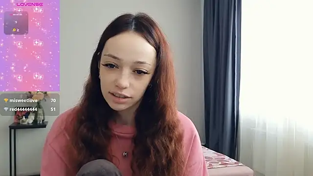 Snapshot of AyeHoney chatting on July 14, 5:45 am AyeHoney online show from July 14, 5:45 am