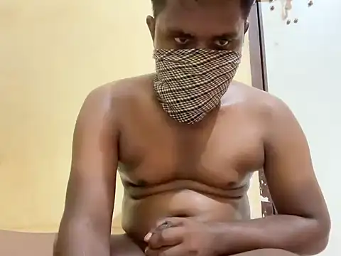 Snapshot of rohi_1_12 chatting on June 11, 12:43 am rohi 1 12 online show from June 11, 12:43 am
