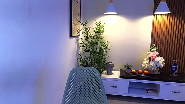 Snapshot of _Celeste_Hill chatting on June 18, 11:14 am Celeste Hill online show from June 18, 11:14 am