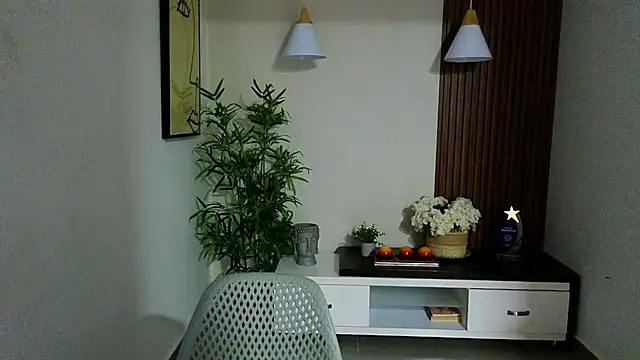 Snapshot of _Celeste_Hill chatting on June 23, 11:08 am Celeste Hill online show from June 23, 11:08 am