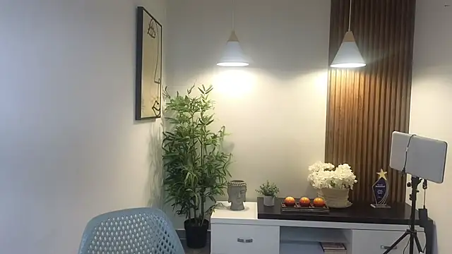 Snapshot of _Celeste_Hill chatting on July 1, 11:12 am Celeste Hill online show from July 1, 11:12 am