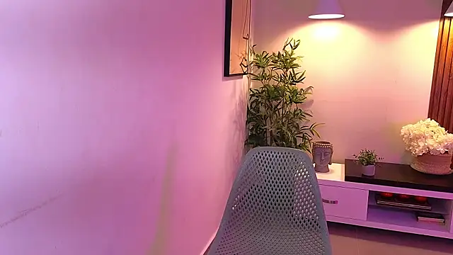 Snapshot of _Celeste_Hill chatting on July 6, 3:03 pm Celeste Hill online show from July 6, 3:03 pm