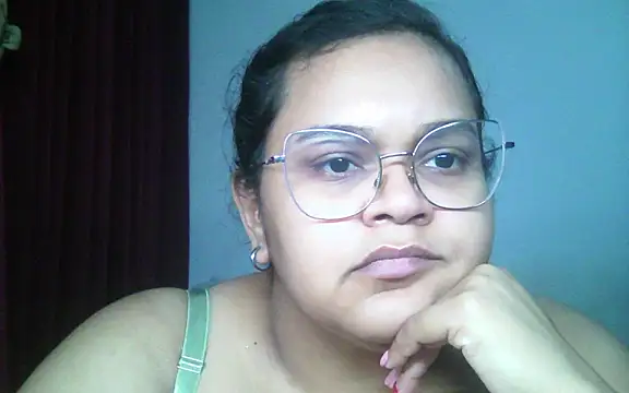 Snapshot of soymelancia chatting on June 16, 10:34 pm soymelancia online show from June 16, 10:34 pm