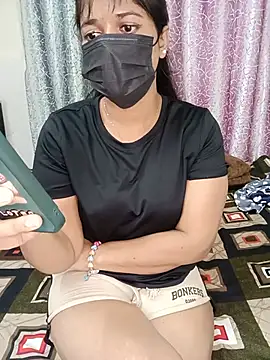 Snapshot of Gauri_Xx chatting on July 30, 4:50 pm Gauri Xx online show from July 30, 4:50 pm