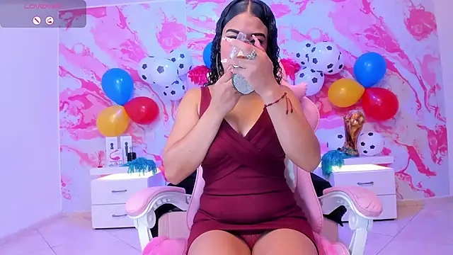 victoria rosee1 online show from July 13, 4:04 am