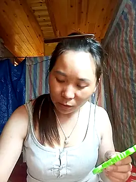 Snapshot of Chery99X chatting on June 13, 1:58 am Chery99X online show from June 13, 1:58 am