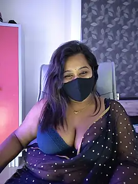 beauty lisa- online show from July 8, 8:46 pm