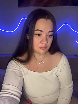 bigass l online show from June 14, 7:05 pm
