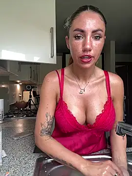 Snapshot of KaceySouthX chatting on June 17, 10:17 am KaceySouthX online show from June 17, 10:17 am