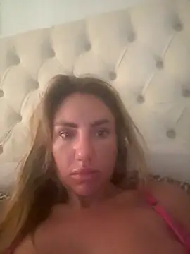 Snapshot of KaceySouthX chatting on July 4, 6:41 am KaceySouthX online show from July 4, 6:41 am