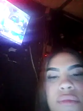 Snapshot of Camila_hott_11 chatting on June 24, 2:43 am Camila hott 11 online show from June 24, 2:43 am