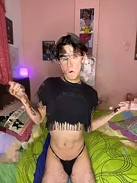 Snapshot of Eros_Blue chatting on June 13, 3:37 am Eros Blue online show from June 13, 3:37 am