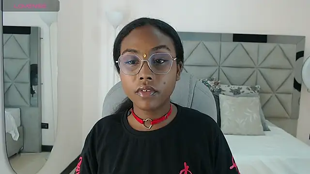 lily mendoza online show from July 27, 7:43 pm