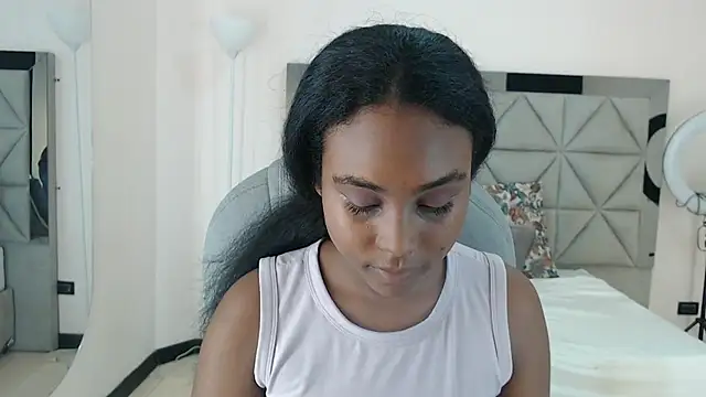 lily mendoza online show from July 30, 7:35 pm