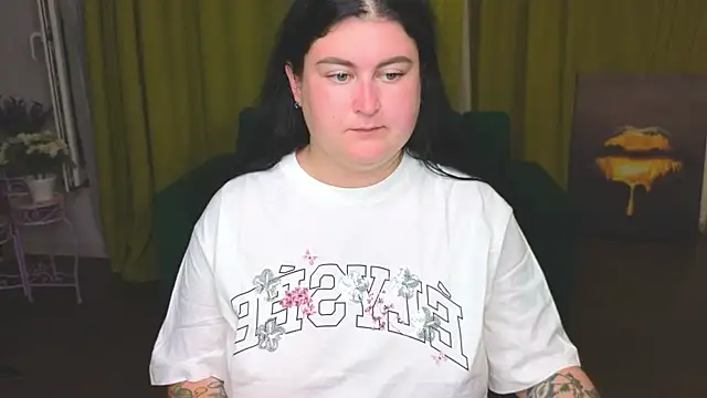 CessieBler online show from July 22, 5:38 pm