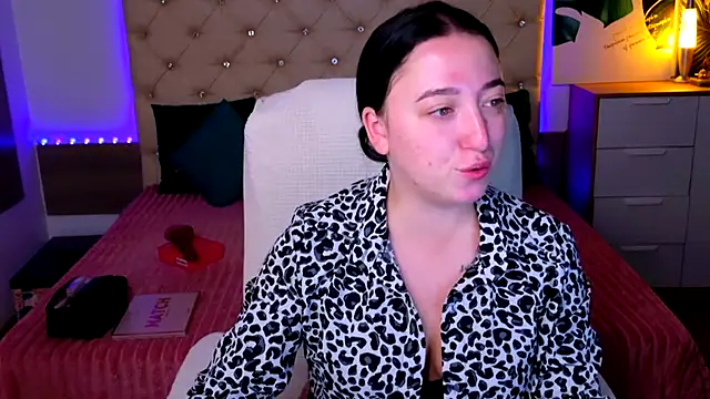 Snapshot of AVA_MAXIMUS chatting on July 28, 4:52 am AVA MAXIMUS online show from July 28, 4:52 am