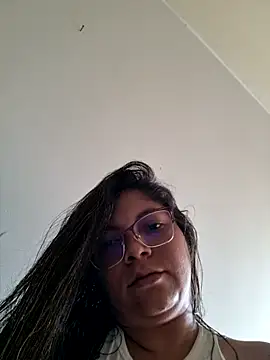 Snapshot of Dina_Phone chatting on June 12, 6:18 pm Dina Phone online show from June 12, 6:18 pm
