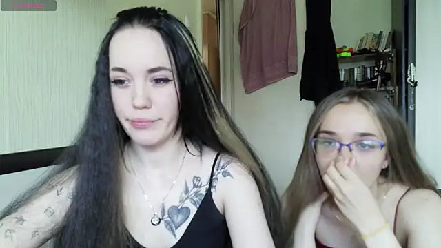 Mia Ellis online show from July 5, 12:34 pm
