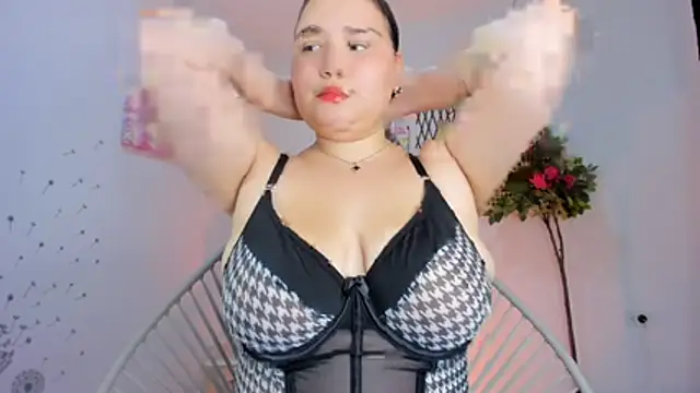 Snapshot of _bianca_busty chatting on June 25, 8:46 pm bianca busty online show from June 25, 8:46 pm