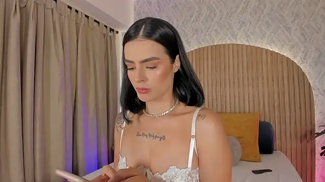 Victoria Blake  online show from July 15, 3:56 am