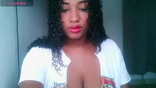 Snapshot of blackytibae chatting on July 18, 1:26 pm blackytibae online show from July 18, 1:26 pm