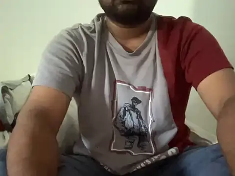 bobgot17cm online show from June 24, 1:54 pm
