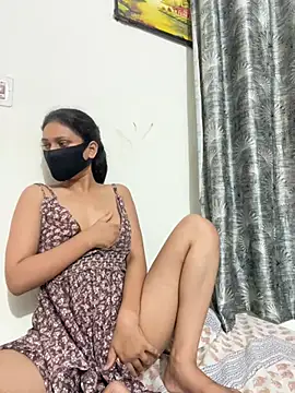 kavyq3791 online show from July 24, 6:44 am