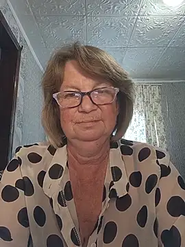 MilashkaCutie50 online show from August 4, 4:04 am