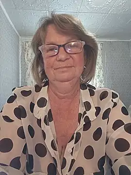 MilashkaCutie50 online show from August 5, 4:15 am